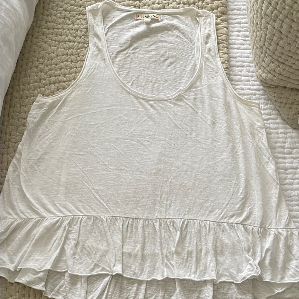 Billabong Women’s White Ruffle Hem lightweight Tank Top 100% Cotton Size L